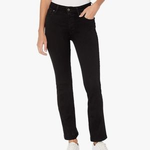 Levi's Women's 725 High Rise Bootcut Jeans NWT